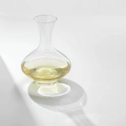 Golden Royale 50 oz. European Crystal Wine Decanter by JoyJolt -Bar Accessories Sales joyjolt decanters jgo10176 44 1000